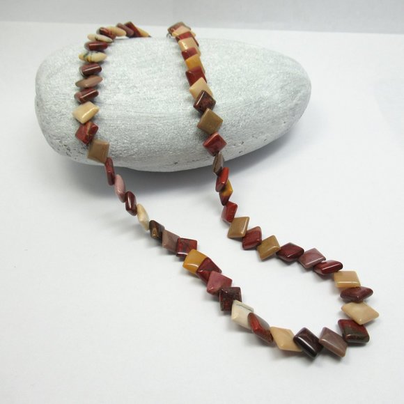 Mookite Jasper diamond necklace - Picture 8 of 9